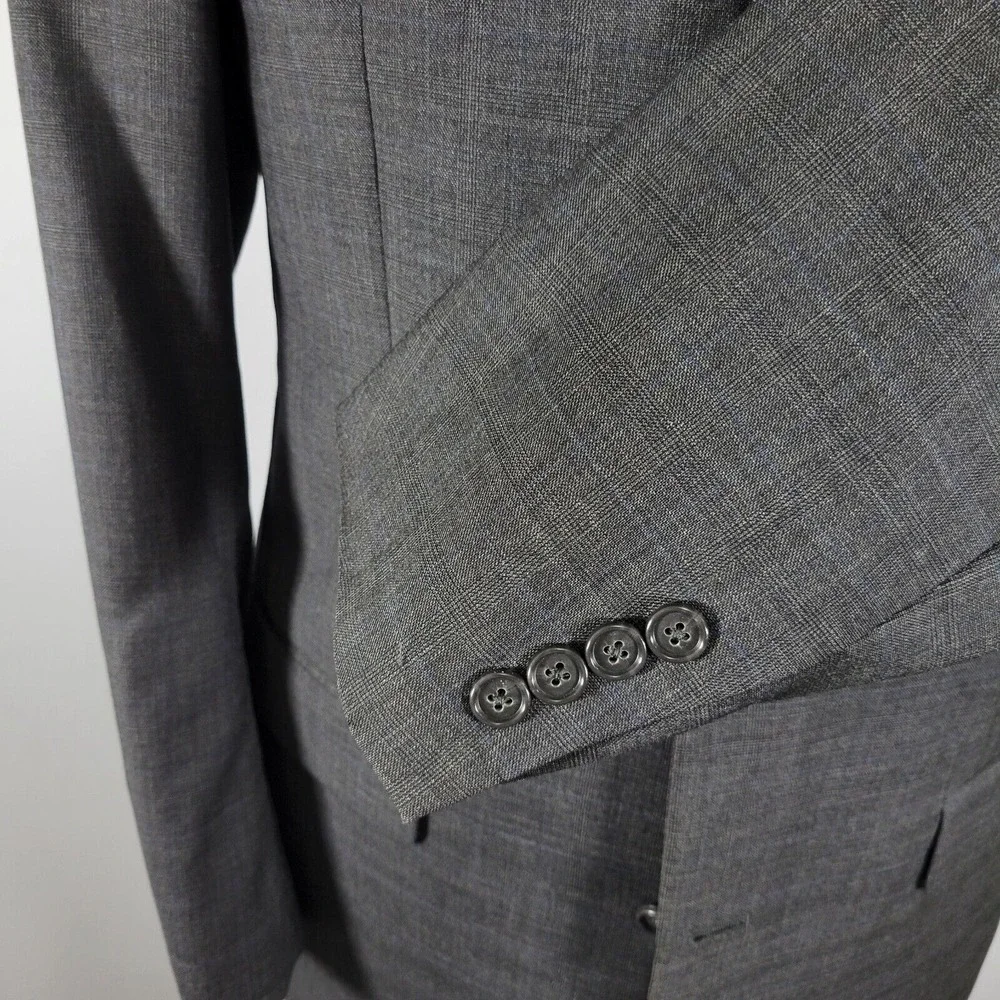 Alfani Men's Sport Coat Blazer Three Button Charcoal Gray‎ Plaid Wool Size 40L